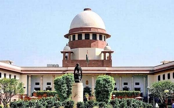 SC: वक्फ कानून पर कल फिर सुनवाई, सुप्रीम कोर्ट ने कहा- अंतरिम राहत के लिए मजबूत मामला पेश करने की जरूरत