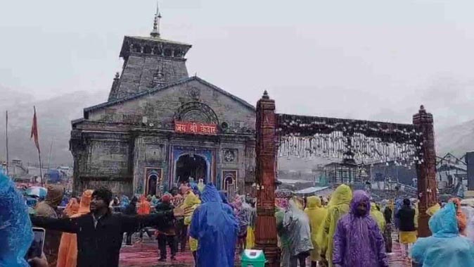 चुनौतियों के बीच बना यात्रा का नया रिकॉर्ड; 48.30 लाख से अधिक श्रद्धालु कर चुके दर्शन