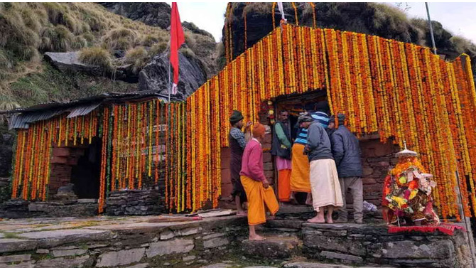 Chamoli: चतुर्थ केदार रुद्रनाथ मंदिर के कपाट 18 मई को खुलेंगे